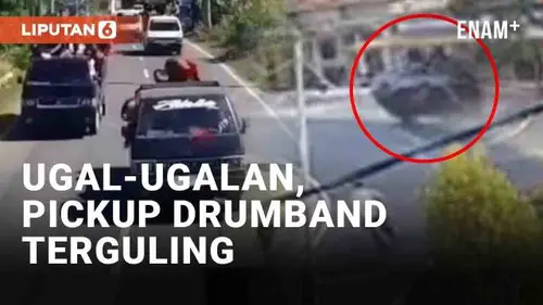 VIDEO: Ugal-Ugalan, Pickup Rombongan Drumband Terguling di Pamekasan