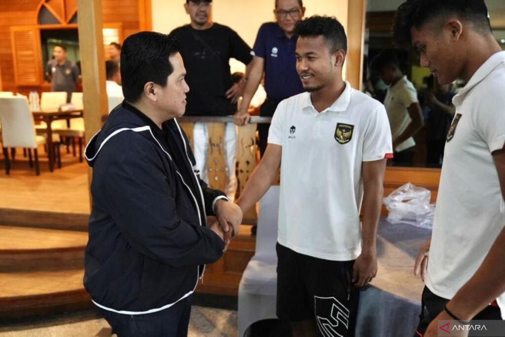 Erick Thohir berterima kasih kepada klub-klub yang lepas pemain timnas