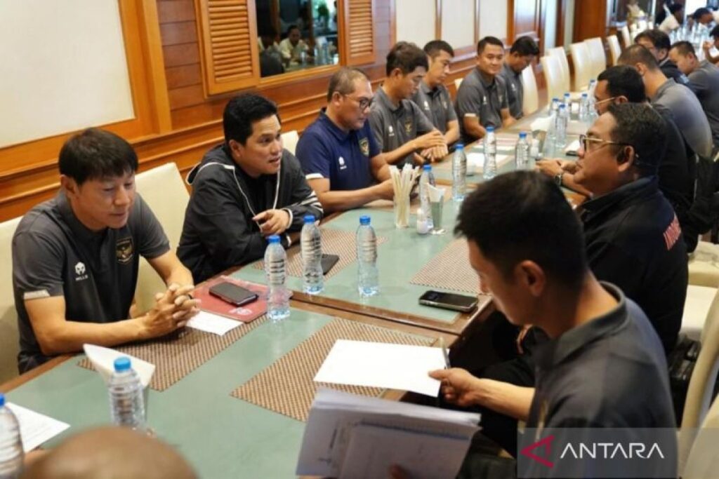 Erick Thohir semangati timnas Indonesia jelang Final Piala AFF U-23