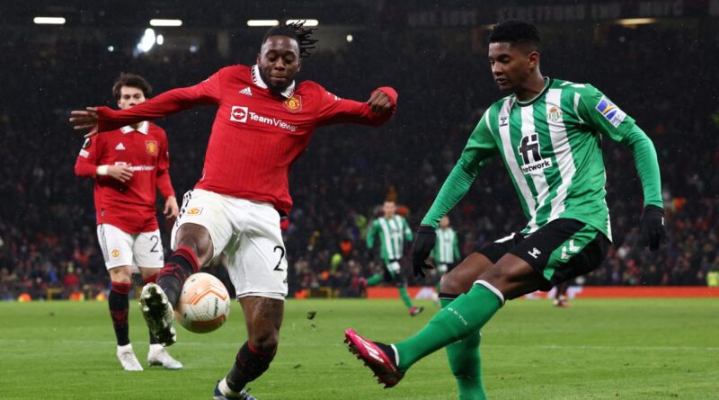 Aaron Wan-Bissaka tambah daftar pemain Manchester United yang cedera