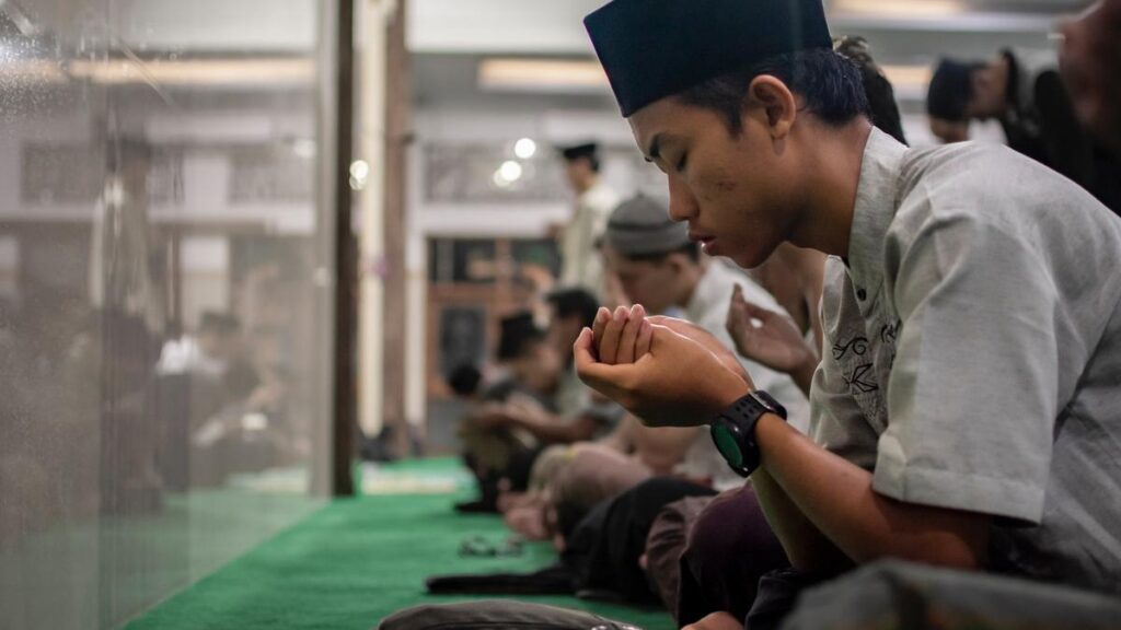 Mengenal Kafaratul Majlis, Doa Ungkapan Syukur di Akhir Pertemuan Keagamaan