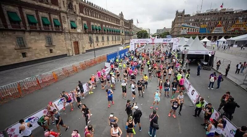 Alih-alih berlari, 11.000 peserta mengikuti maraton dengan mengendarai kendaraan