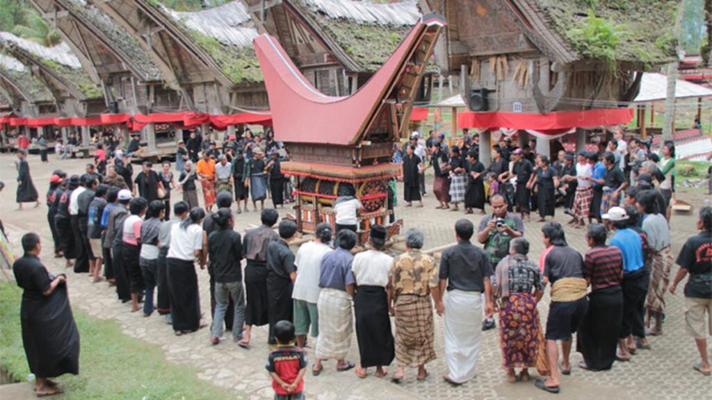 Masyarakat Adat, Siapakah Mereka?  Inilah 7 Tipe Masyarakat Adat di Indonesia Beserta Haknya