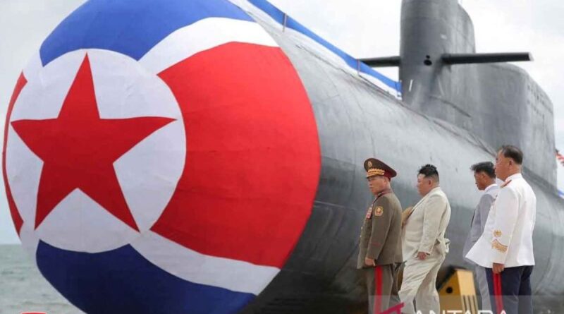 Korea Utara luncurkan kapal selam bertenaga nuklir