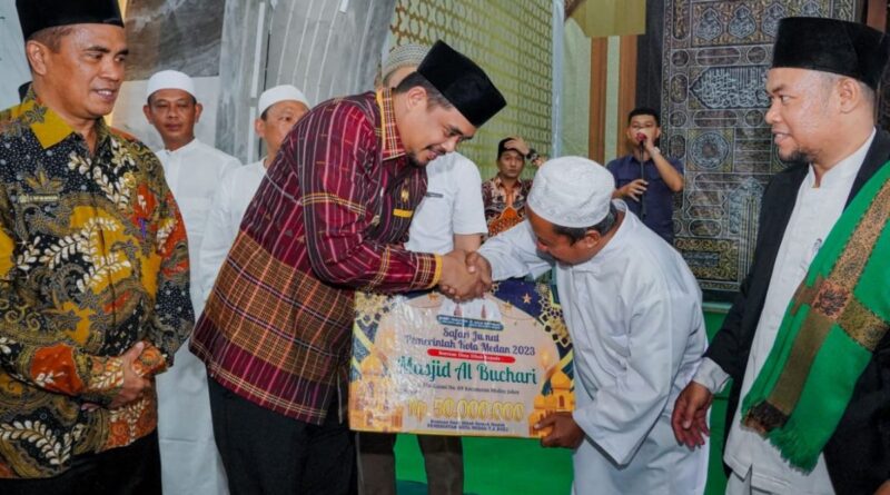 Wali Kota Medan bantu Rp10 juta per bulan honor imam Masjid Al Buchori