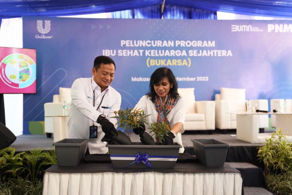 PNM Bersama Unilever Indonesia Luncurkan Program “Bu Karsa”, Edukasi PHBS untuk Nasabah Mekaar Lebih Berdaya