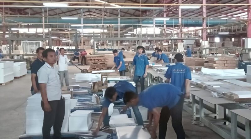 HIMKI bersama asosiasi dari China kunjungi pabrik furnitur Indonesia 