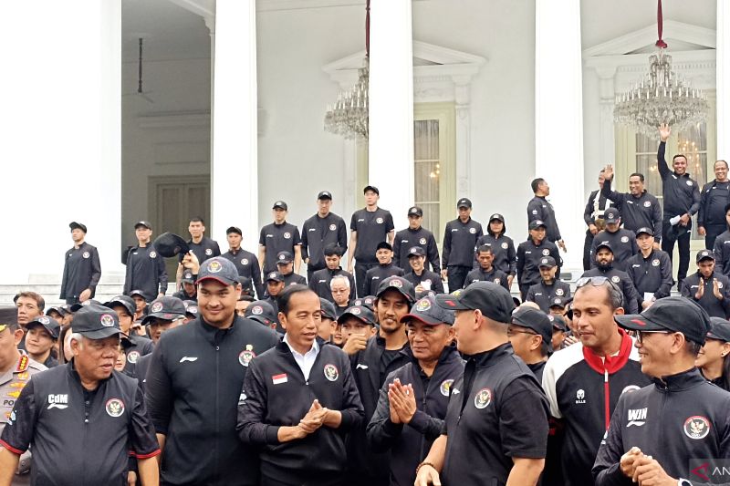 Jokowi minta kontingen Indonesia raih 10 besar di Asian Games Hangzhou