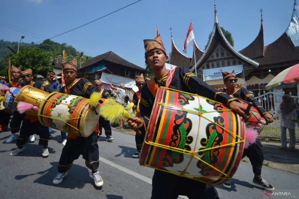 Festival Danau Maninjau - Kelok 44