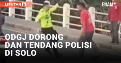 VIDEO: Viral ODGJ Dorong Dan Tendang Polisi di Solo, Kerap Gedor Mobil Warga