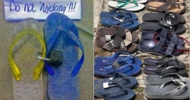 6 foto sandal jepit yang terpasang gembok anti maling, bikin geleng-geleng kepala