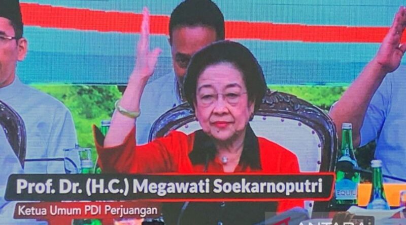 Megawati umumkan Mahfud MD sebagai bakal cawapres pendamping Ganjar