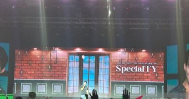 Taecyeon bawakan lagu "Hands Up" untuk penggemar di Jakarta