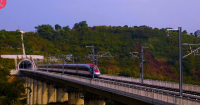 Kereta Cepat Jakarta-Bandung menandai era baru di Indonesia