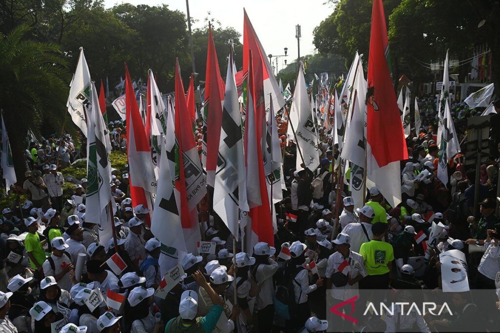 Anies-Muhaimin tiba di KPU RI