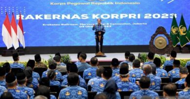 Jokowi ingatkan pendapatan negara jangan digunakan beli barang impor