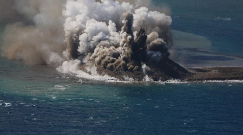 Pulau Baru Muncul di Jepang Usai Letusan Gunung Berapi, Begini Penampakannya
