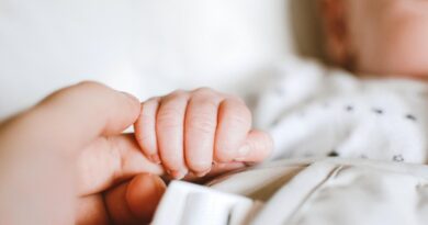 7 Gejala Kelahiran Prematur yang Perlu Diketahui Ibu Hamil, Kram Perut hingga Kontraksi