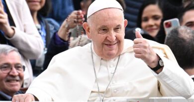 Paus akan temui keluarga sandera serta warga Palestina pekan depan