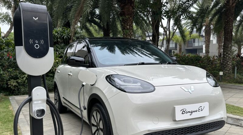 Diklaim lebih nyaman, Wuling rilis mobil listrik Binguo di Indonesia