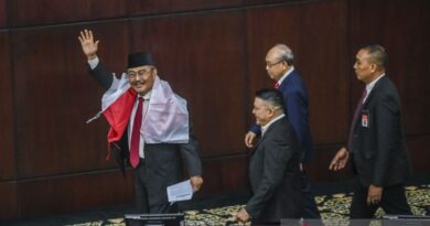 MKMK jatuhkan sanksi pemberhentian dari jabatan Ketua MK kepada Anwar Usman