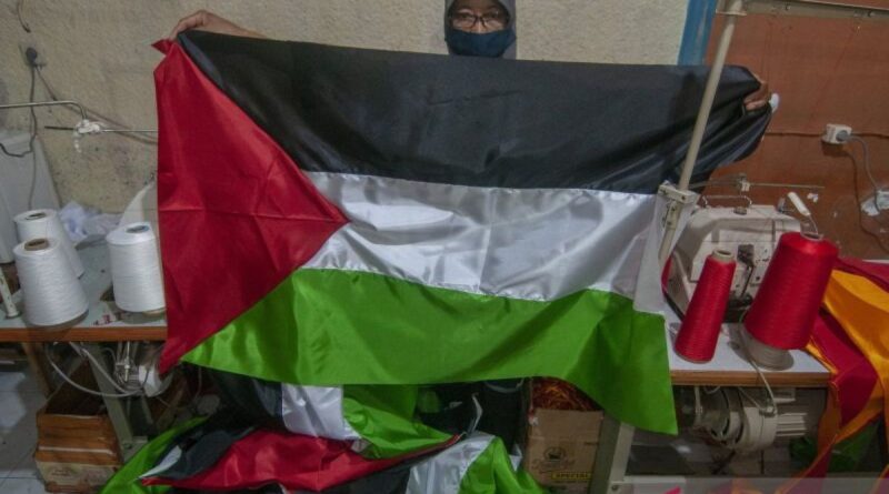 Produksi bendera Palestina di Boyolali
