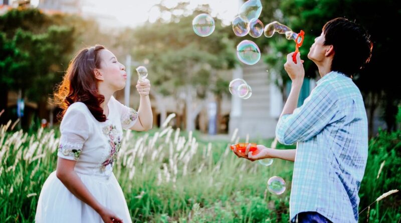 100 Kata Mutiara Suami untuk Istri yang Romantis dan Penuh Cinta