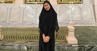 7 Potret Shenina Cinnamon Jalani Umroh, Penampilan Hijabnya Curi Perhatian