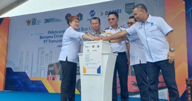 Damri dan Transjakarta luncurkan 26 unit bus listrik