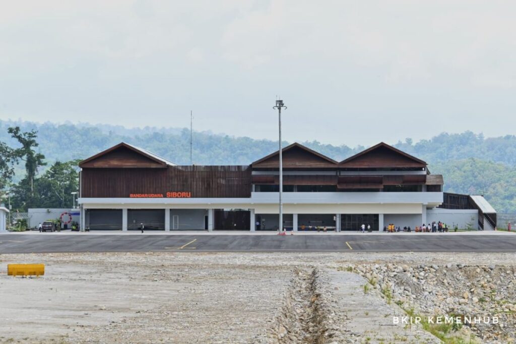 Kemenhub bangun bandara hingga ke penjuru negeri wujudkan konektivitas