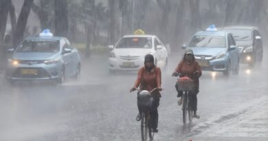 BMKG: Sejumlah provinsi diprakirakan hujan disertai petir hari ini
