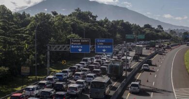 Jasa Marga kembali berlakukan lawan arah di Tol Jagorawi arah Jakarta