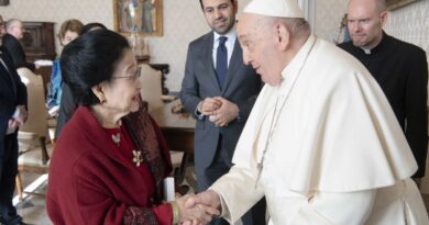 Megawati dan Paus Fransiskus bertemu bahas perdamaian dunia, iklim