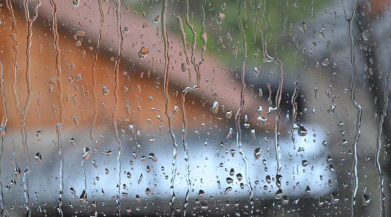 7 arti mimpi atap bocor saat hujan bisa menjadi peringatan akan datangnya bahaya
