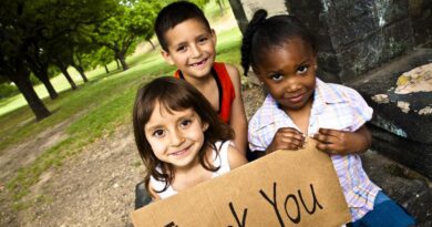 3 Kata Ajaib 'Maaf, Tolong, Terima Kasih' yang Wajib Diajarkan kepada Anak Sejak Dini
