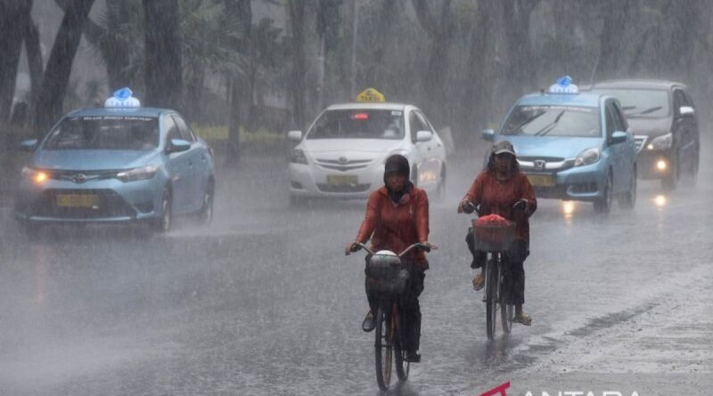 BMKG: Sejumlah provinsi diprakirakan alami hujan lebat pada Rabu