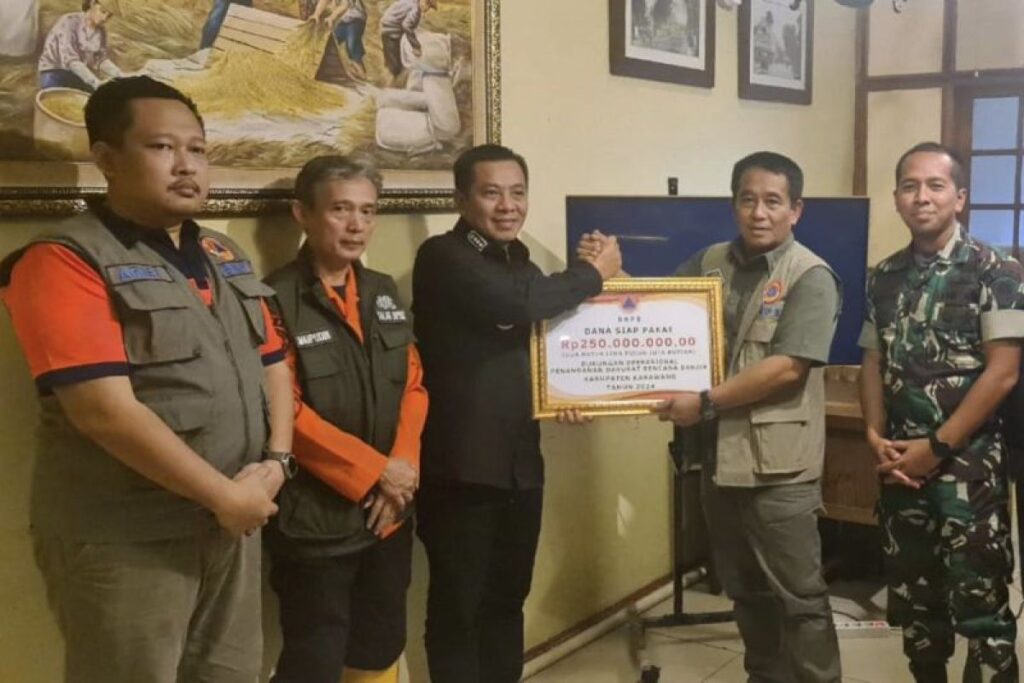 BNPB salurkan Rp250 juta tangani darurat banjir Kabupaten Karawang