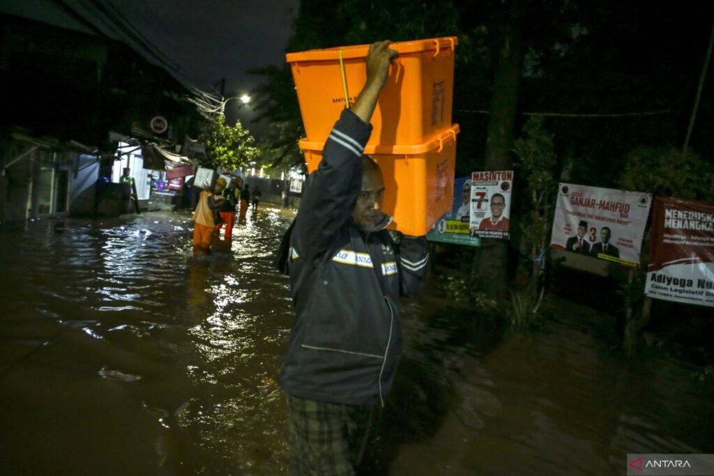 Kamis, Jakarta berpotensi hujan pada siang hari