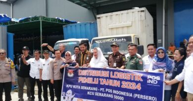 KPU Kota Semarang mulai distribusikan logistik pemilu ke kecamatan