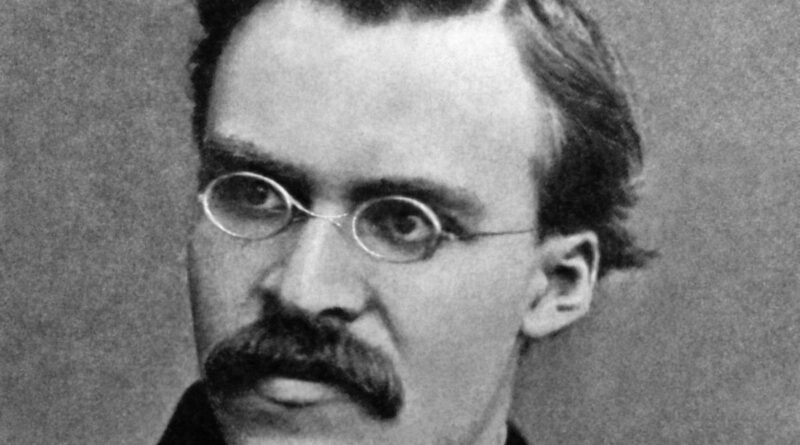 55 Kutipan Nietzsche Tentang Kehidupan dan Cinta, Memiliki Makna Yang Mendalam