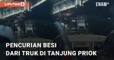 VIDEO: Detik-detik Pencurian Besi dari Truk di Tanjung Priok Jakarta Utara