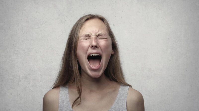 Tantrum orang dewasa adalah kemarahan yang tidak terkendali, pahami penyebabnya dan cara mengatasinya