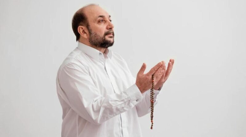 Doa Memakai Baju Alhamdulillahilladzi, Keutamaan dan Adabnya