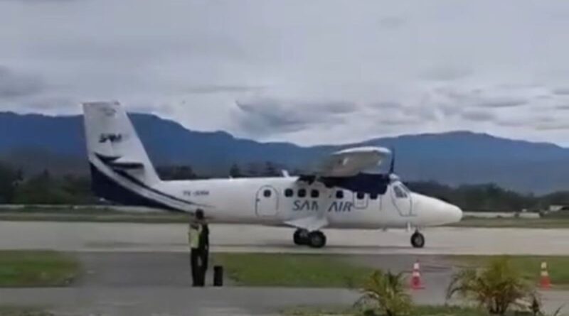 Pesawat tipe Twin Otter melayani penerbangan perintis di Gorontalo