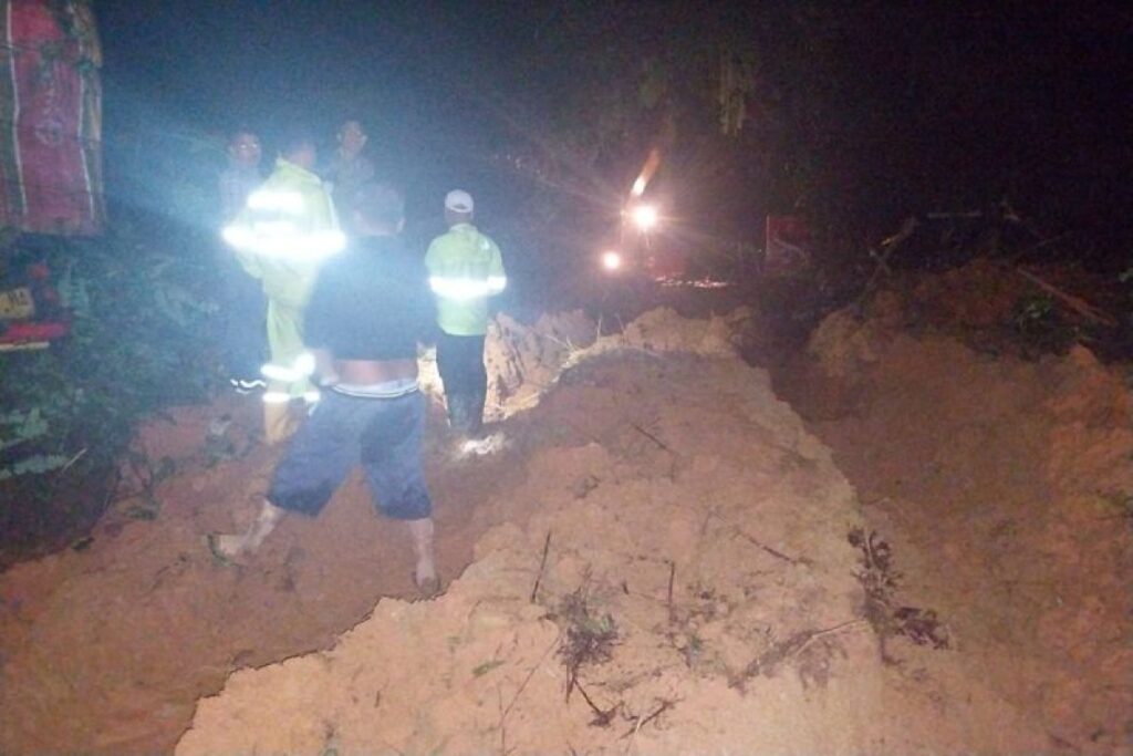 BPBD: Tiga orang meninggal & 14 luka akibat longsor di Tapanuli Utara