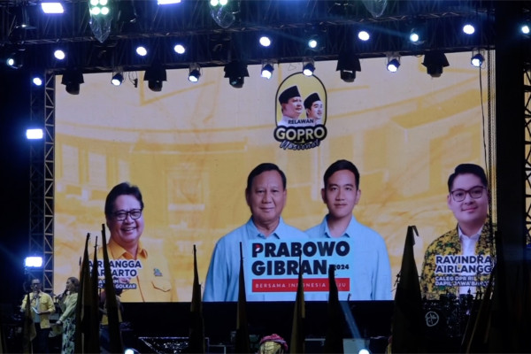Kampanye Besar Golkar di Bogor, Airlangga Ingatkan Prabowo untuk Pilih