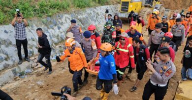 Basarnas Makassar sebut korban longsor di Luwu bertambah