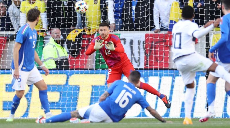 Gol cepat Pellegrini bantu Italia raih kemenangan 2-0 atas Ekuador