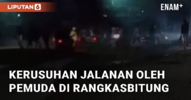 VIDEO: Detik-detik Kerusuhan Jalanan oleh Pemuda di Rangkasbitung