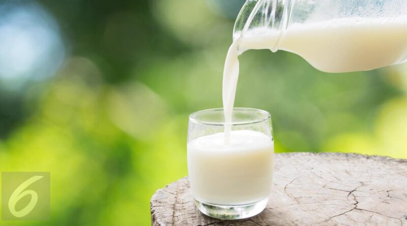 15 Rekomendasi Susu Tinggi Kalsium, Pahami Manfaatnya